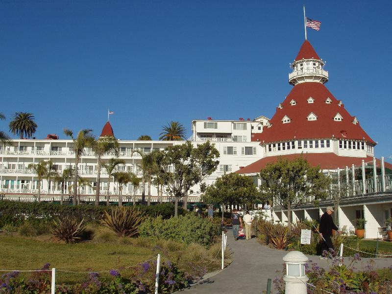 P1010038 Coronado Hotel